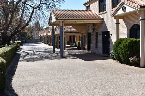 Best Western Tuscany On Tor Motor Inn - Accommodation Guide 1