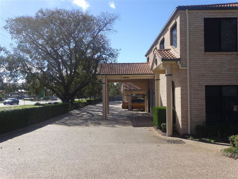 Best Western Tuscany On Tor Motor Inn - Accommodation Guide 2