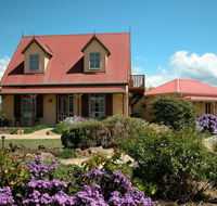 Swansea Cottages - Accommodation Guide
