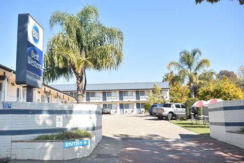 Best Western Motel Farrington - Accommodation Guide 0