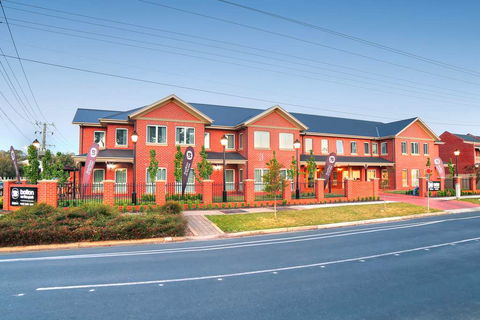 Best Western Plus Bolton On The Park - Accommodation Asia 0