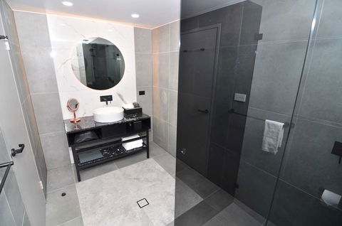 Deco Hotel - Accommodation Asia 2
