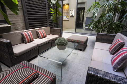 The Vulcan Hotel - Accommodation Asia 2