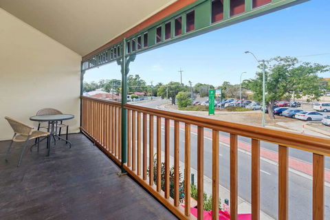 Quality Hotel Bayswater - Accommodation Asia 2