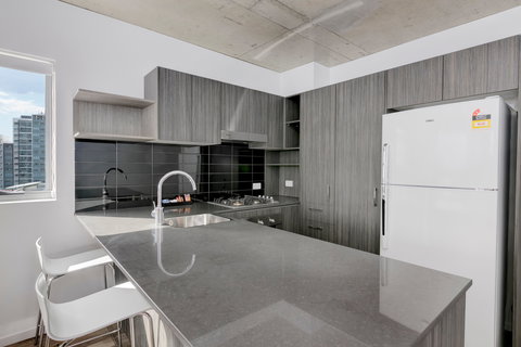 Direct Hotels - Pavilion On Brookes - Accommodation Asia 2