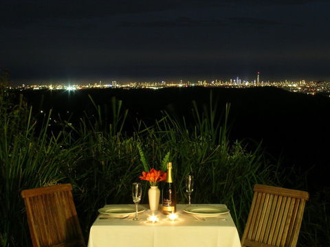 Mountain Edge Studios - Accommodation Asia 0