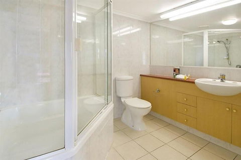 Springwood Tower Apartment Hotel - Accommodation Asia 2