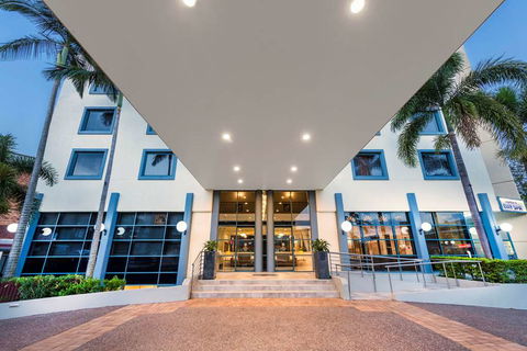 Best Western Plus Hotel Diana - Accommodation Asia 0