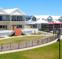 York Cove - Accommodation China