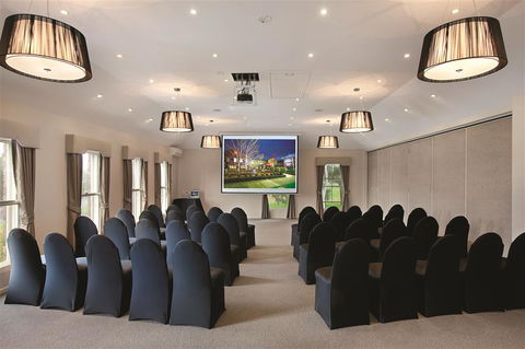 Best Western Plus The Buckingham Inn - Accommodation Guide 5