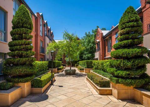 Majestic Old Lion Apartments - Accommodation Asia 2