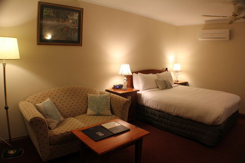 Gateway on Monash - Accommodation Guide 2