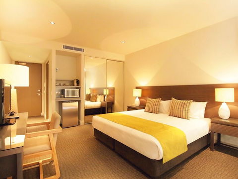 Oaks Mon Komo - Accommodation Guide 2