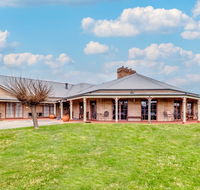 The Bowen Inn Motel - Accommodation Asia