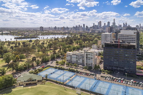 View Melbourne - Accommodation Guide 0