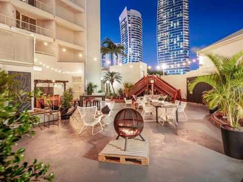 Novotel Surfers Paradise - Accommodation Asia 0