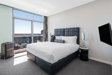 Meriton Suites Chatswood - Accommodation Guide 2