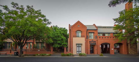 Majestic Old Lion Apartments - Accommodation Asia 0