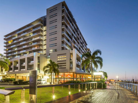 Sebel Cairns Harbour Lights - Accommodation Asia 1