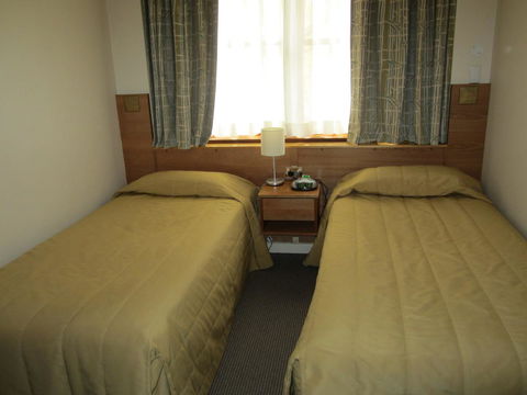 University House - ANU - Accommodation Asia 40