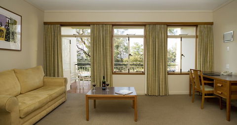 University House - ANU - Accommodation Asia 4