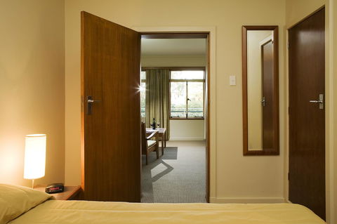University House - ANU - Accommodation Asia 19