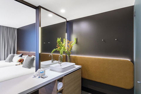 Vibe Hotel Canberra - Accommodation Asia 16