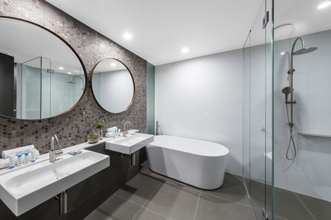 Vibe Hotel Canberra - Accommodation Asia 5