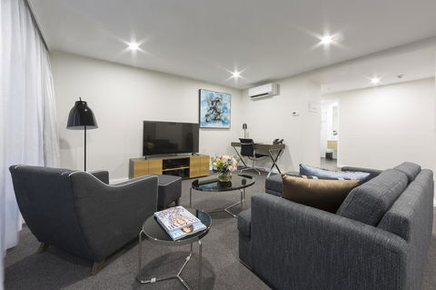 Avenue Hotel Canberra - Accommodation Asia 33