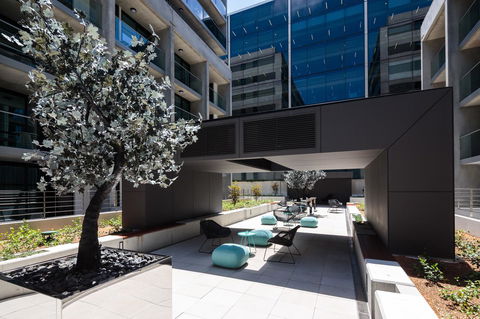Avenue Hotel Canberra - Accommodation Asia 23