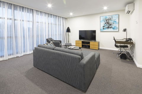 Avenue Hotel Canberra - Accommodation Asia 35