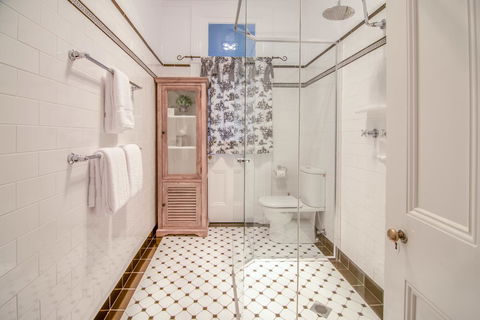 De Russie Boutique Hotel - Accommodation Asia 3