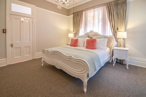 De Russie Boutique Hotel - Accommodation Asia 36
