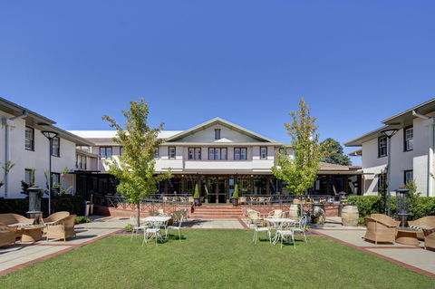 Hotel Kurrajong Canberra - Accommodation Guide 0