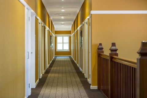 Hotel Kurrajong Canberra - Accommodation Guide 16