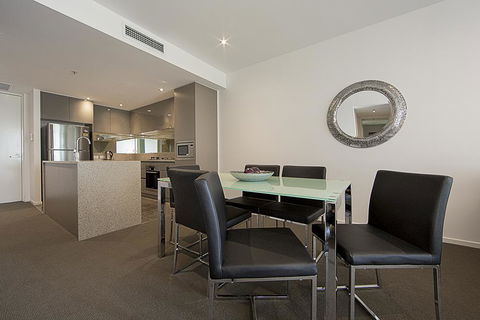 Manhattan 303 Canberra City ACT - Accommodation Guide 30
