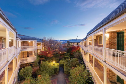 Adina Serviced Apartments Canberra Kingston - Accommodation Guide 9