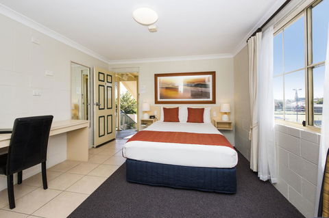 Soldiers Motel - Accommodation Asia 9