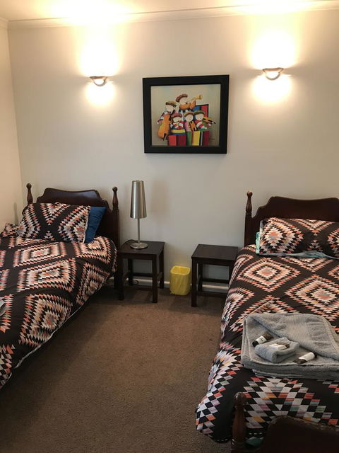 Central Tranquility Heart Of Orange - Accommodation Asia 18