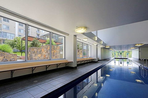 Spacious 1BR Stylish New Acton Apartment +Parking - Accommodation Asia 25