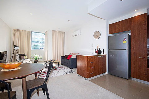 Spacious 1BR Stylish New Acton Apartment +Parking - Accommodation Asia 5