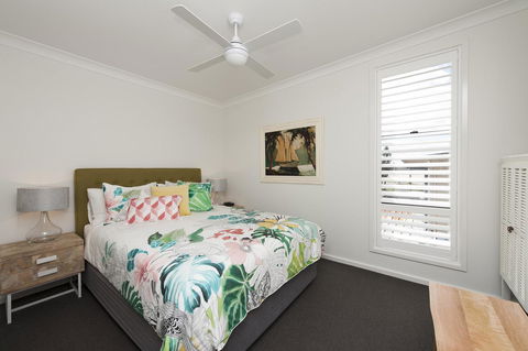 Mollymook Beachfront Penthouse 9 - Accommodation Asia 2