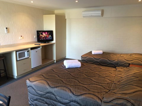 Heritage House Motel & Units - Accommodation Asia 29