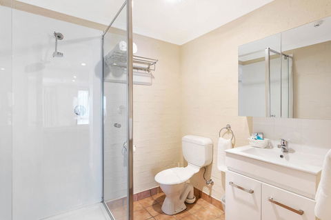 Heritage House Motel & Units - Accommodation Asia 5