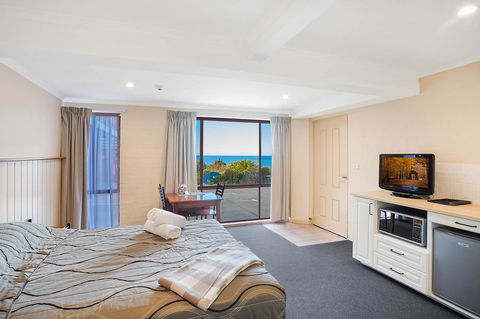 Heritage House Motel & Units - Accommodation Asia 1