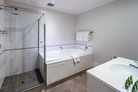 McCracken Country Club - Accommodation Asia 38