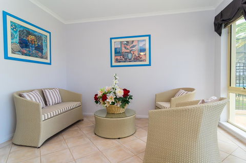 Port Adelaide Harbourside House - Accommodation Asia 4