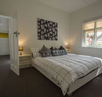 Cowan Street Bungalow - Accommodation Asia