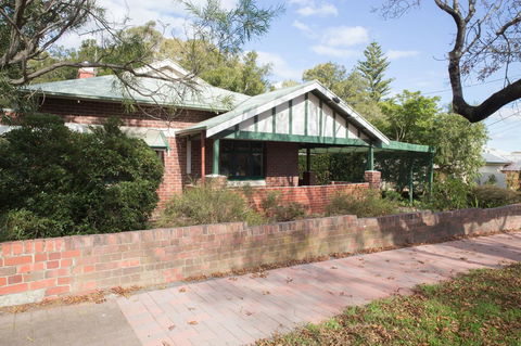 Cowan Street Bungalow - Accommodation China 13