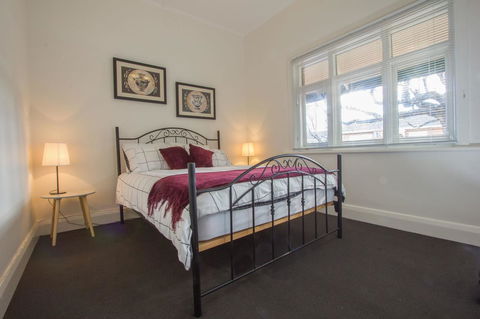 Cowan Street Bungalow - Accommodation China 4